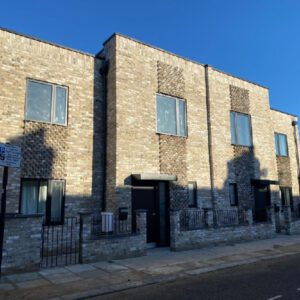 Poynton Road (1) 1-1